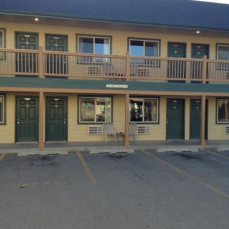 Coeur D' Alene Budget Saver Motel Кер д'Ален Екстериор снимка